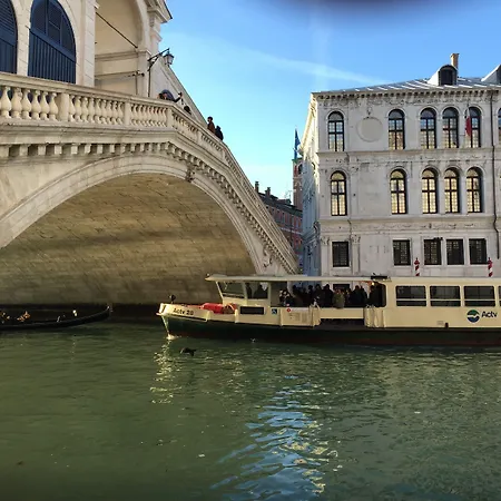 Ai Tagliapietra Pensión Venecia