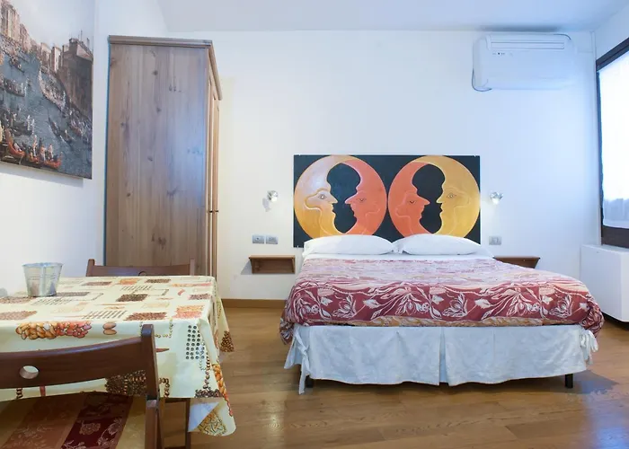 Pensión Ai Tagliapietra Venecia