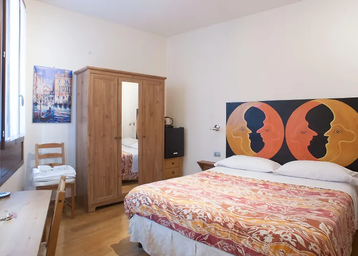 Ai Tagliapietra Pensión 3*