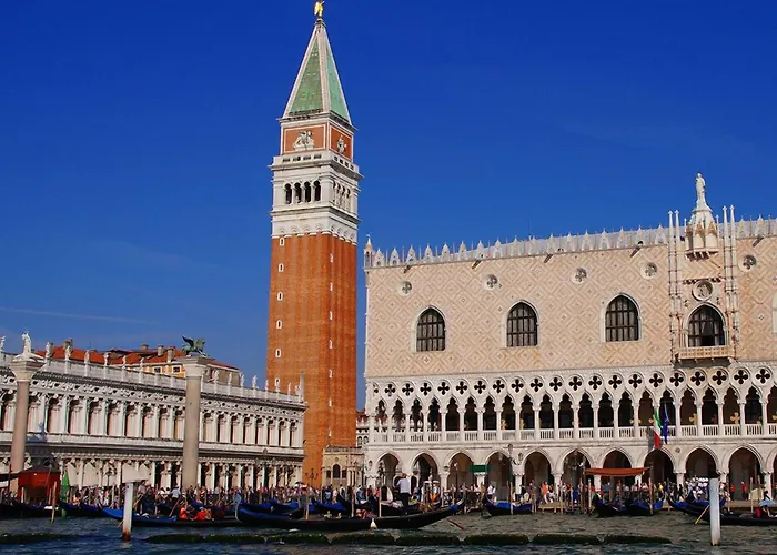 Ai Tagliapietra Pensión Venecia